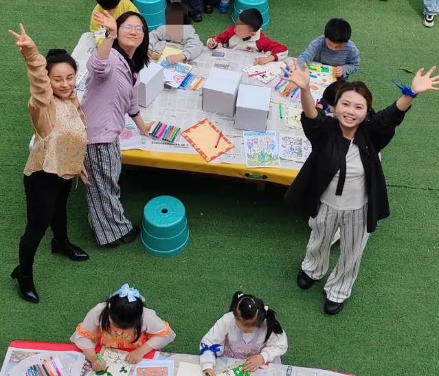 放飞幼年的想象与愿望不同节奏的孩子在同一片空间中自由表达